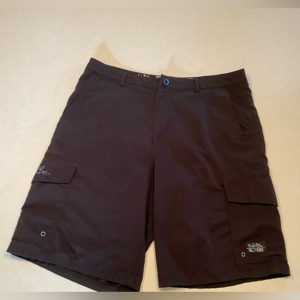 Salt life Men's La Vida Hybrid Shorts